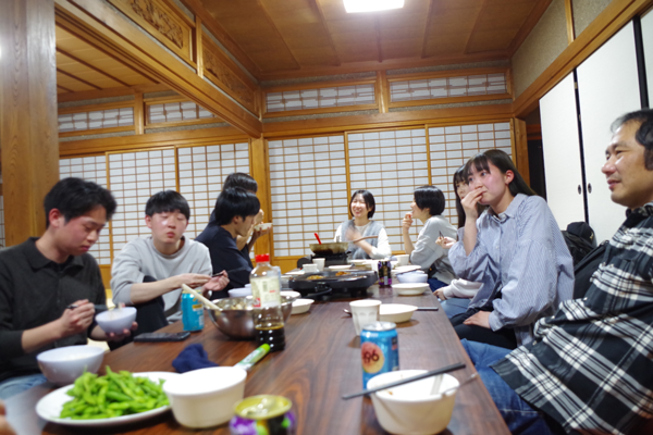 photo1